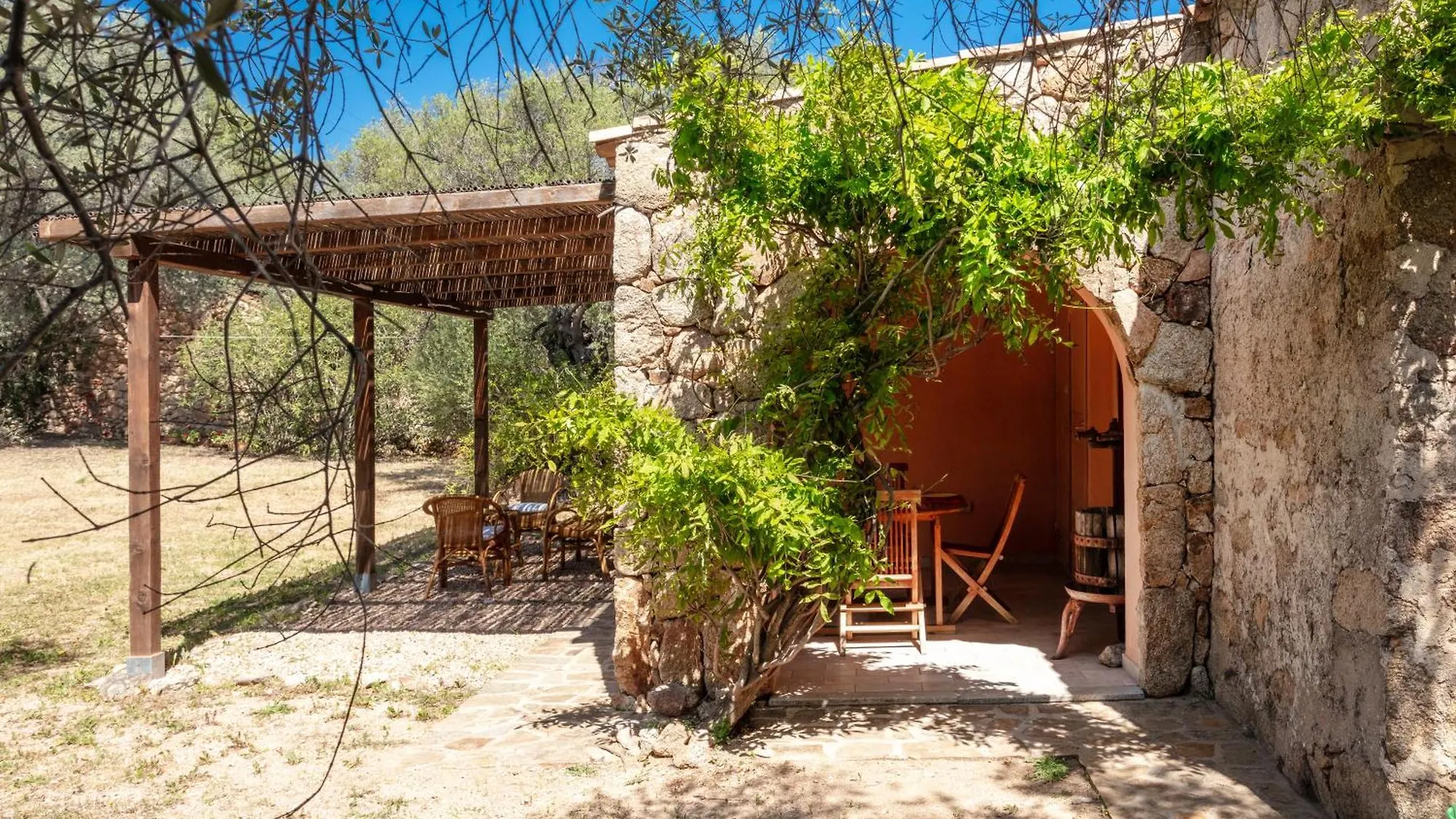 Historic Farm House -Countryside & Sea View- Villa San Teodoro