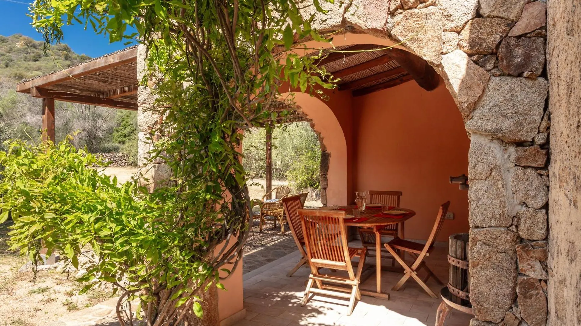 Historic Farm House -Countryside & Sea View- Vila San Teodoro  Villa San Teodoro (Sardinia)