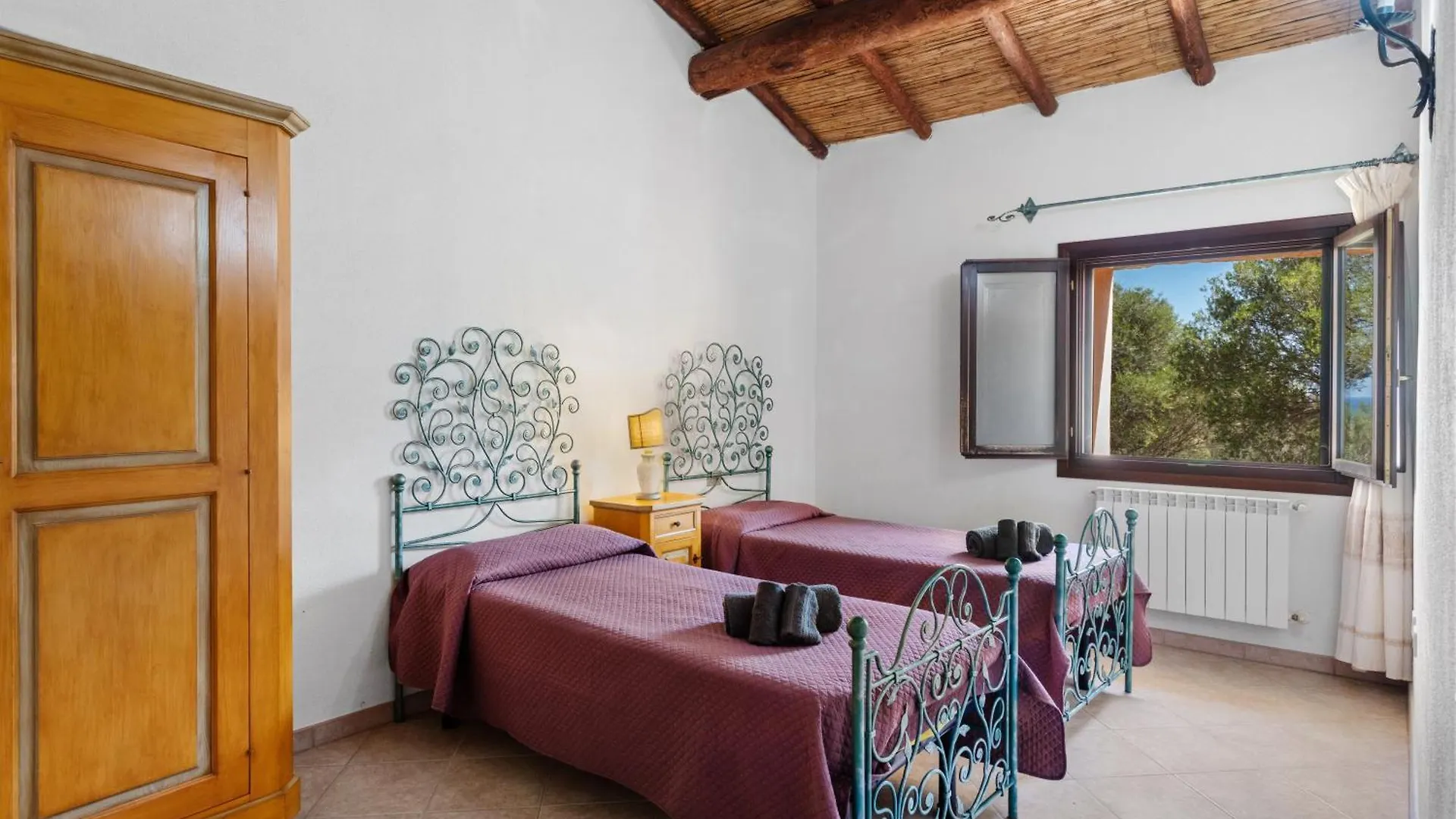 Historic Farm House -Countryside & Sea View- Villa San Teodoro  0*, San Teodoro (Sardinia)